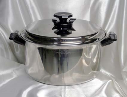 Vacumatic - 12 Qt Stockpot and Cover - American Waterless Cookware